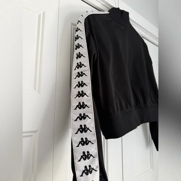 Kappa | Cropped Track Jacket - Picture 3 of 4